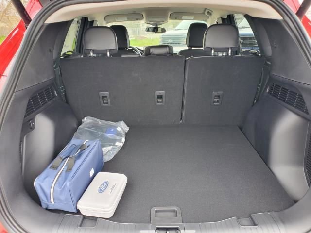 New 2024 Ford Escape SE image 10
