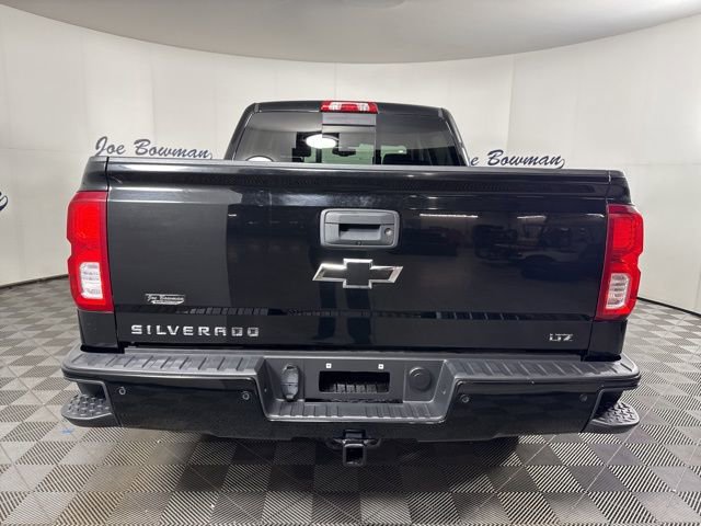 Used 2017 Chevrolet Silverado 1500 LTZ Z71 w/ Midnight Edition image 13