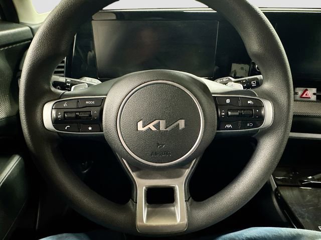 Used 2023 Kia Sportage LX image 11