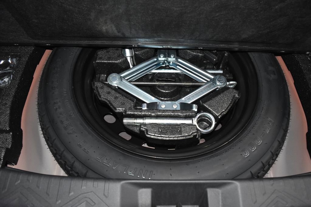 Used 2025 Subaru Crosstrek 2.0i Premium image 28