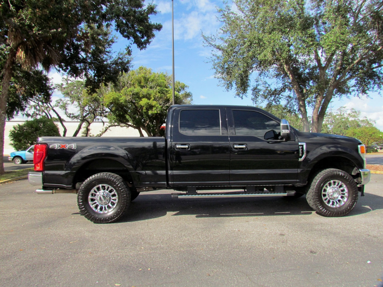 Used 2020 Ford F250 XLT w/ XLT Premium Package image 7