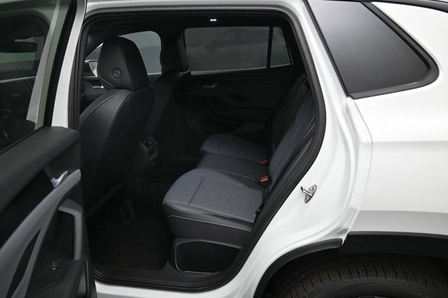 New 2026 Volkswagen Tiguan SE R-Line AWD/4WD image 11