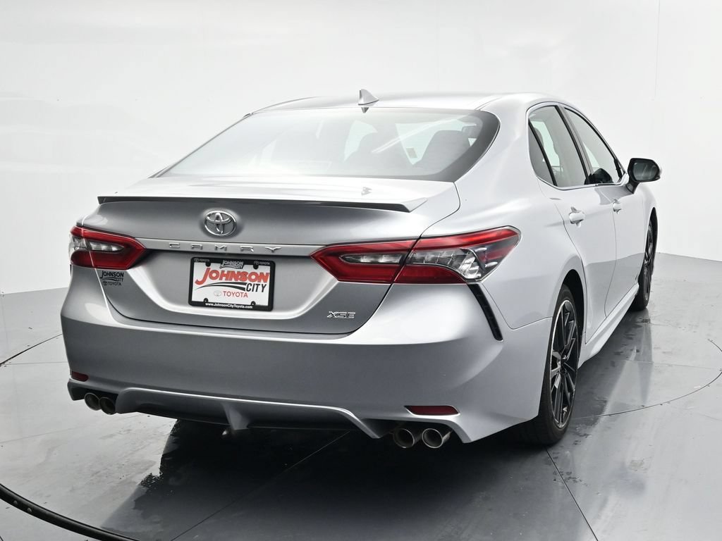 Used 2024 Toyota Camry XSE FWD image 6