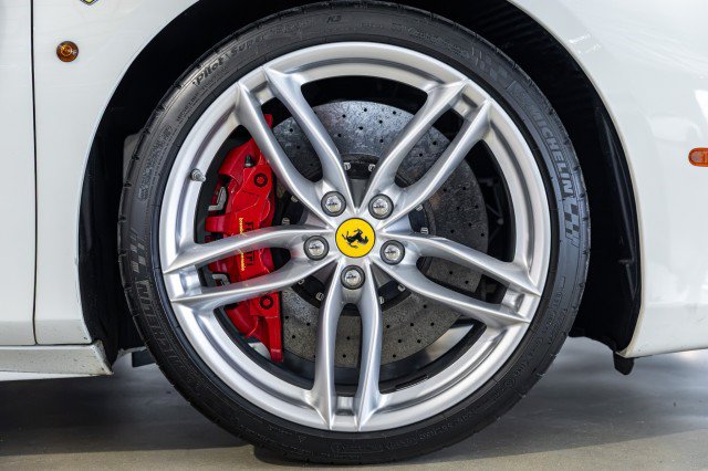 Used 2018 Ferrari 488 Spider RWD image 49