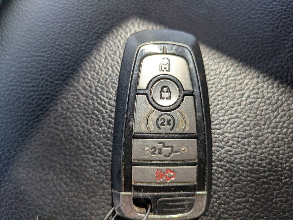 Used 2020 Ford F150 Raptor w/ Equipment Group 802A Luxury image 29