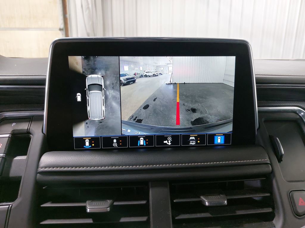 Used 2021 GMC Yukon SLT w/ SLT Luxury Package AWD/4WD image 25