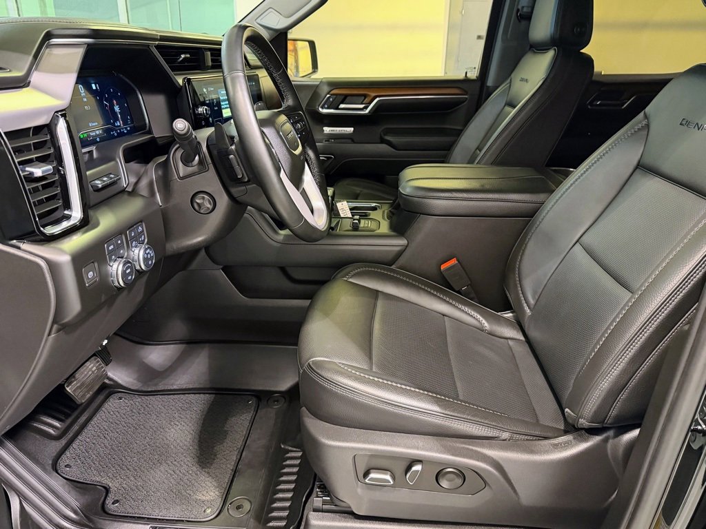 Used 2023 GMC Sierra 1500 Denali w/ Technology Package image 10