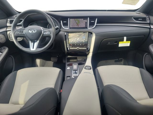 New 2025 INFINITI QX55 Essential image 10