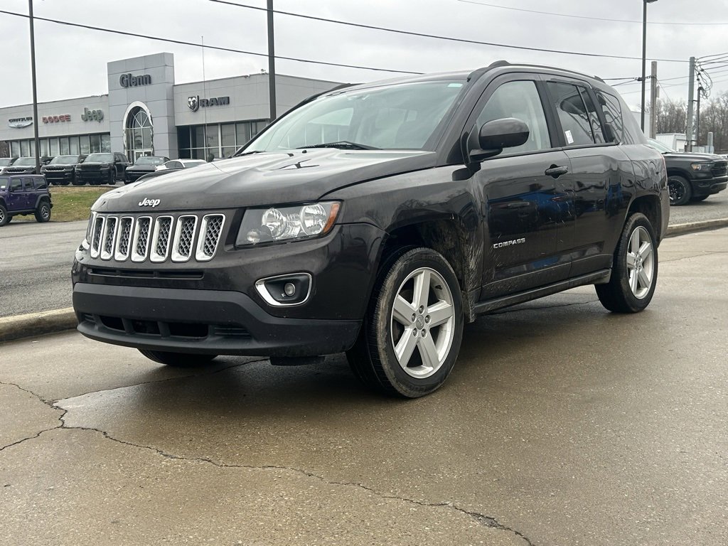 Used 2014 Jeep Compass Latitude image 2