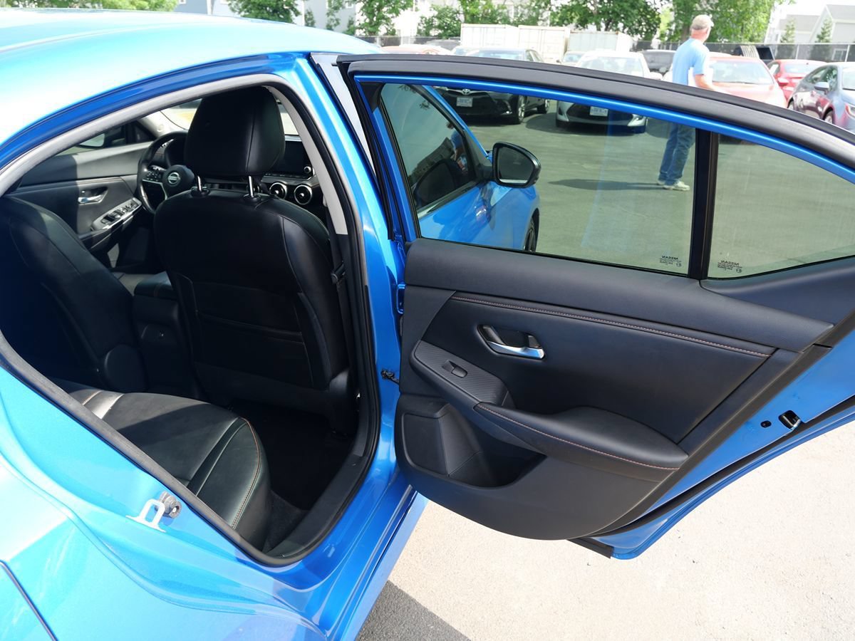 Used 2021 Nissan Sentra SR w/ SR Premium Package FWD image 34
