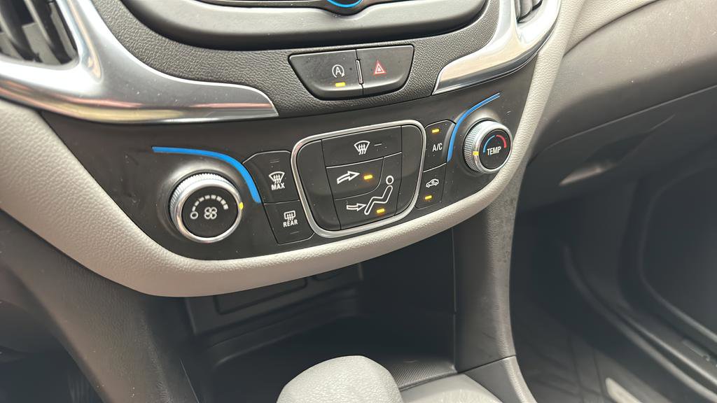Used 2023 Chevrolet Equinox LS w/ LPO, Floor Liner Package AWD/4WD image 20