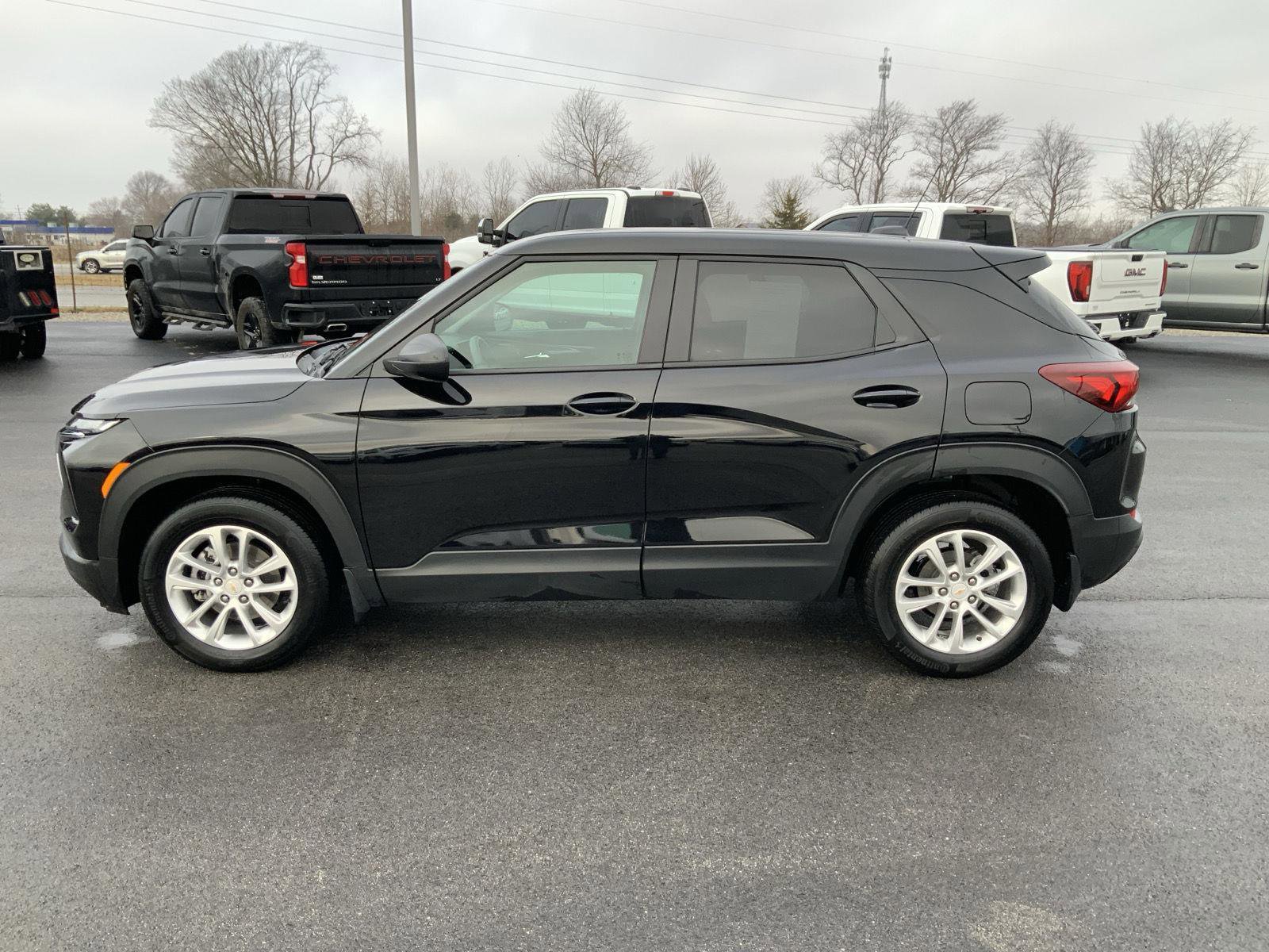 Used 2024 Chevrolet TrailBlazer LS w/ LS Convenience Package image 5
