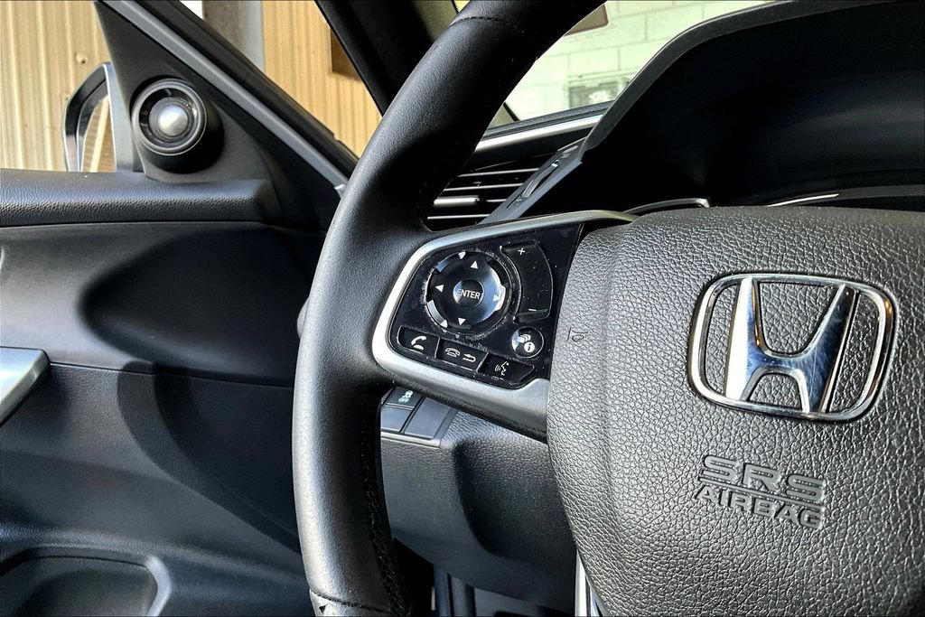 Used 2019 Honda Civic Touring image 12