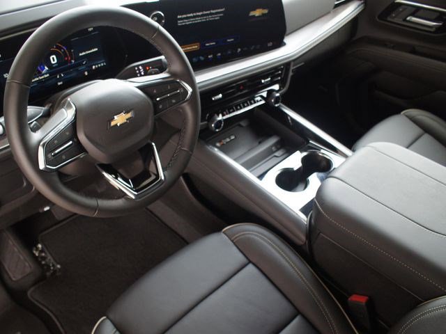 New 2026 Chevrolet Tahoe Premier image 2