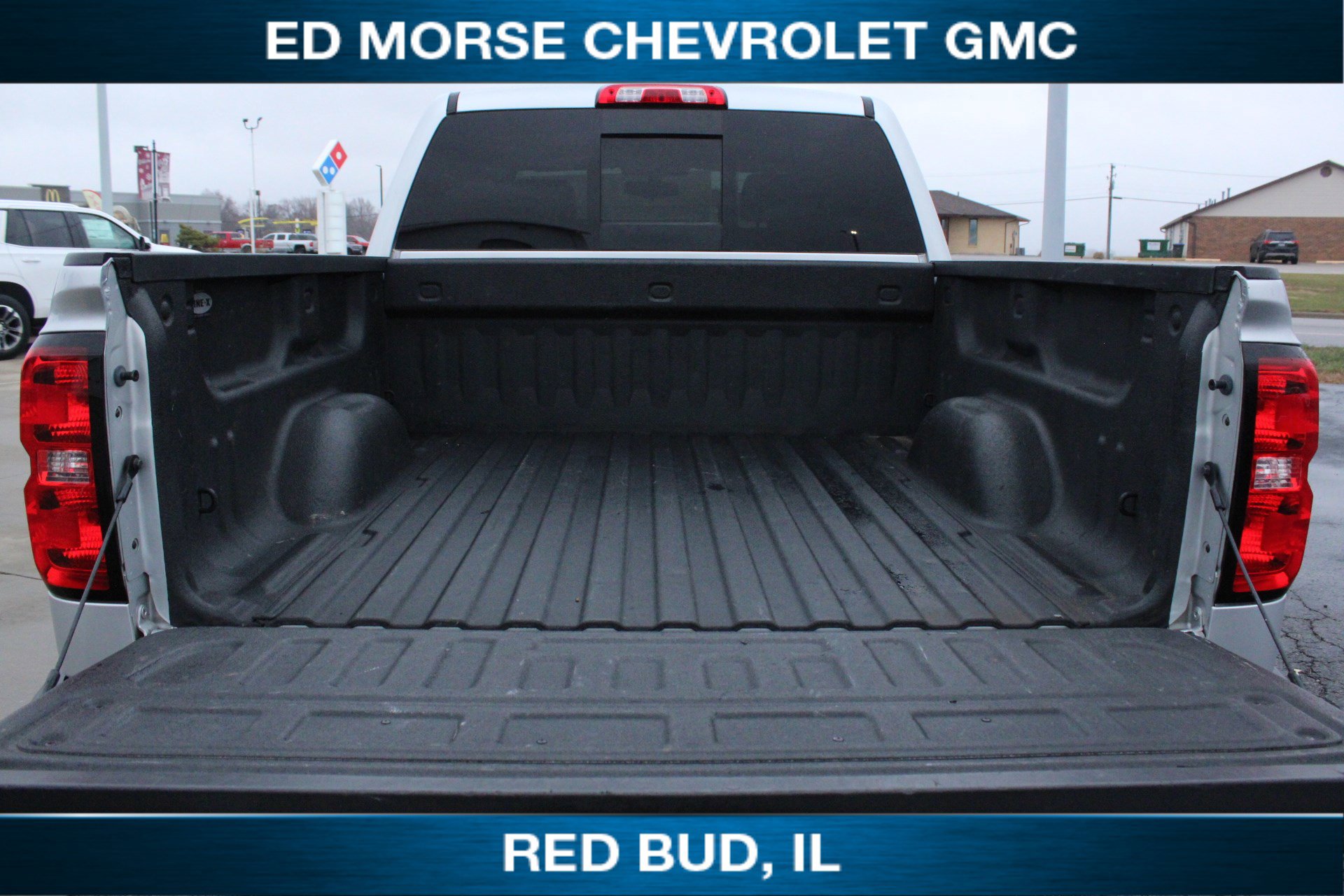 Used 2018 Chevrolet Silverado 1500 LT w/ Texas Edition image 17