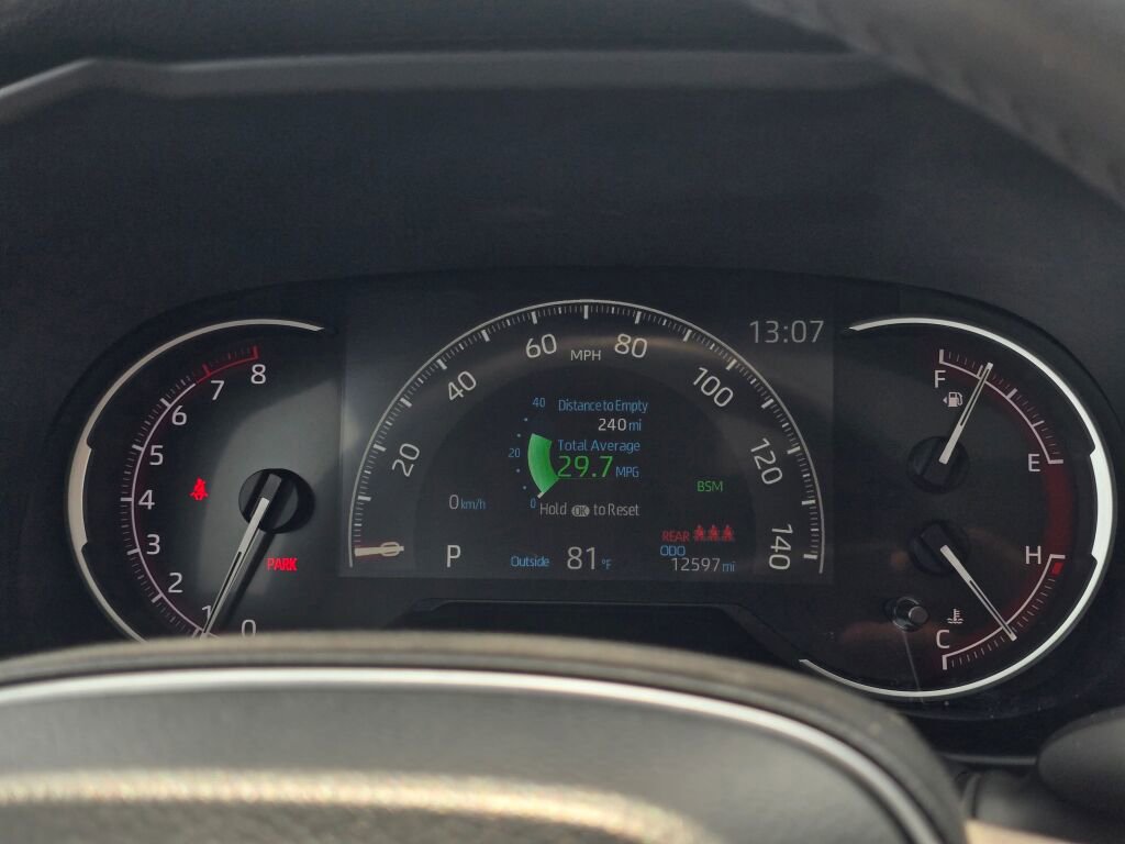 Certified 2025 Toyota RAV4 XLE Premium image 31