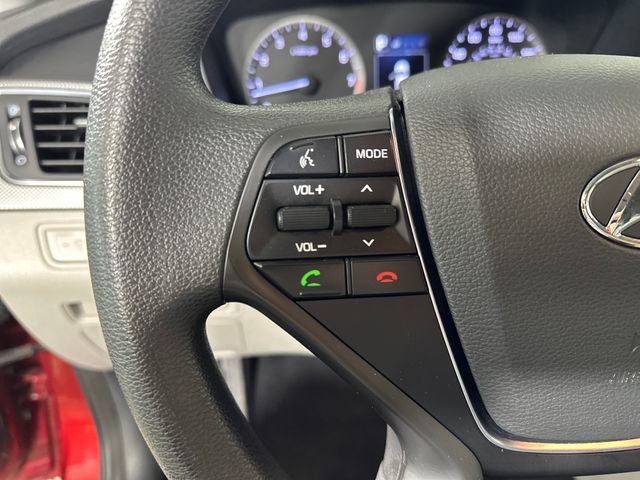 Used 2016 Hyundai Sonata SE image 15