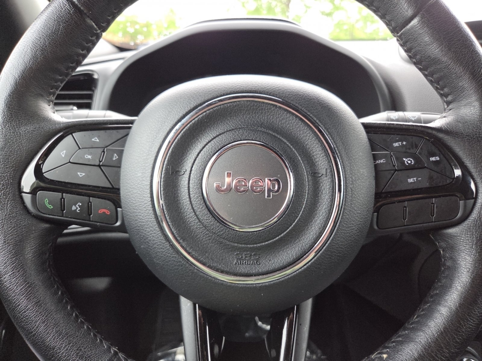 Used 2022 Jeep Renegade Altitude w/ Convenience Group AWD/4WD image 30