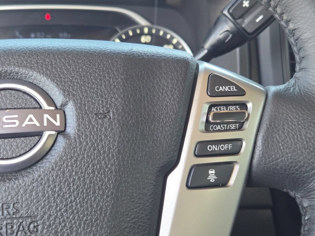 Used 2024 Nissan Titan SV w/ SV Convenience Package AWD/4WD image 32