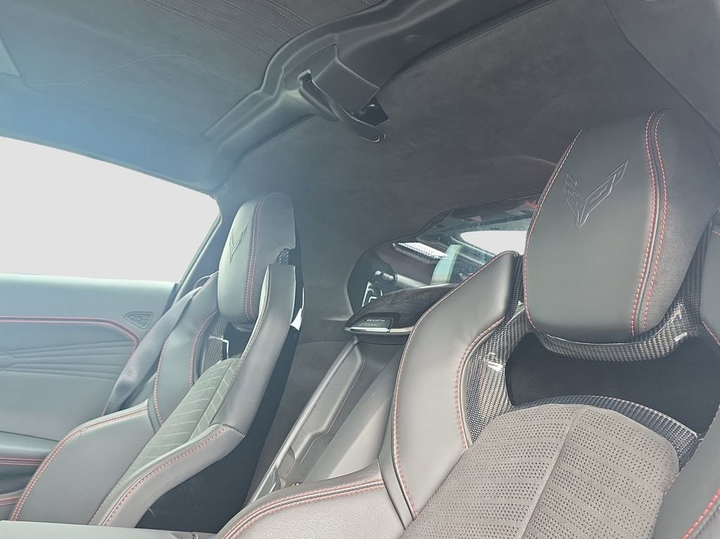 Used 2025 Chevrolet Corvette E-Ray w/ Stealth Interior Trim Package image 8