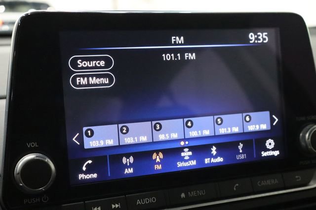 Used 2024 Nissan Altima 2.5 SV FWD image 31