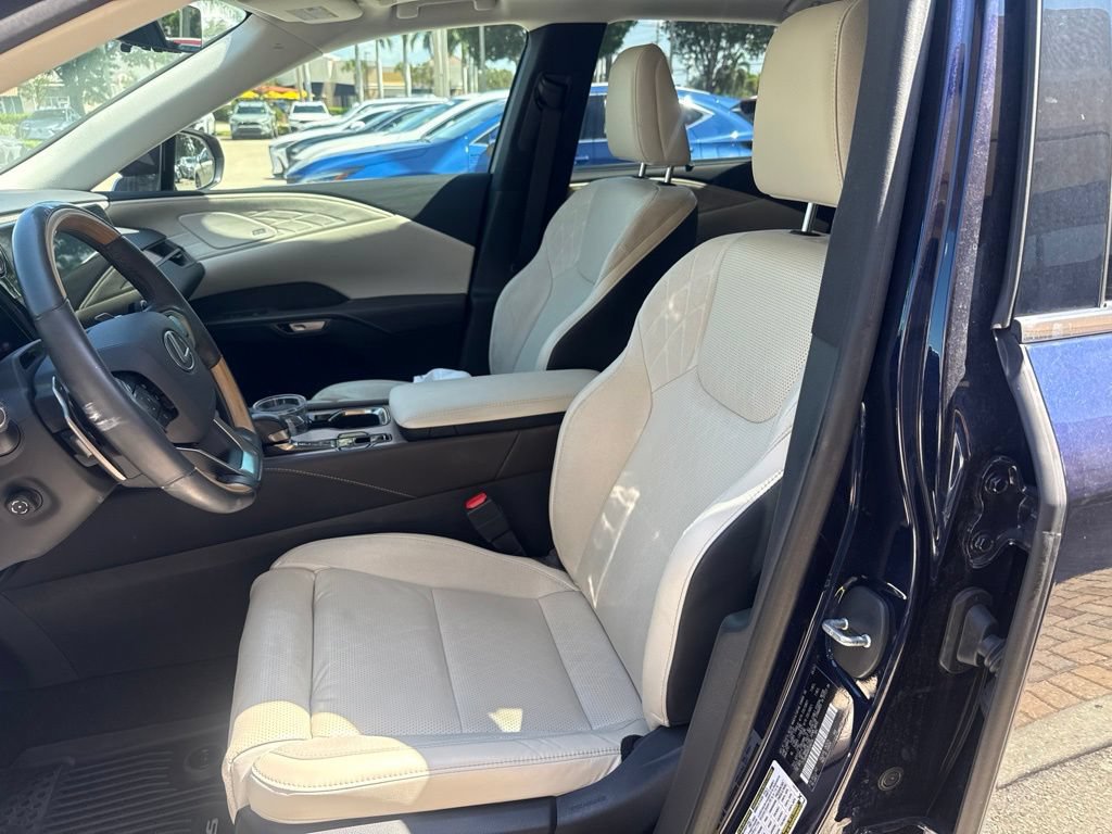 Used 2024 Lexus RX 350 FWD w/ Convenience Package image 15
