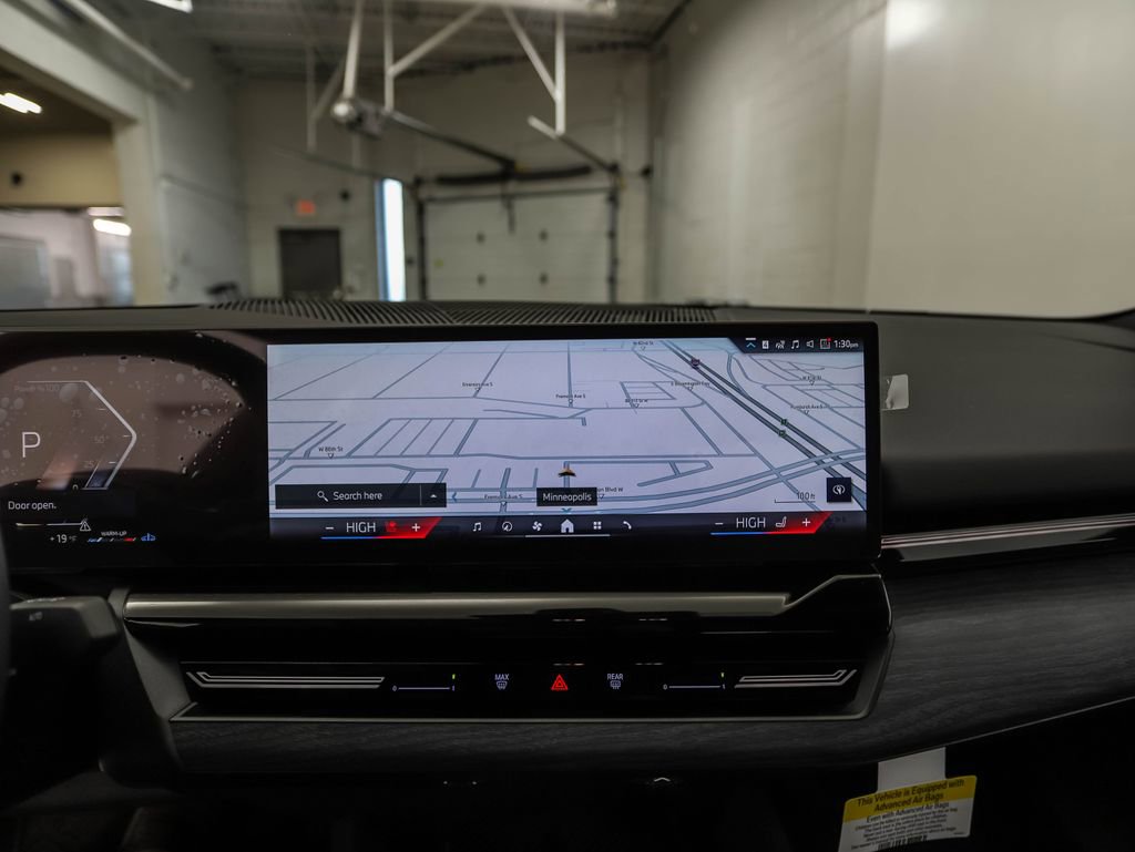 Certified 2025 BMW 530i xDrive w/ Premium Package image 15