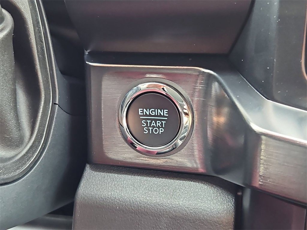 New 2026 Ford F350 Lariat image 16