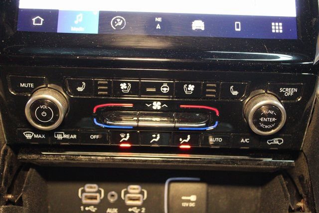 Used 2021 Jeep Grand Cherokee L Summit w/ Luxury Tech Group V image 31