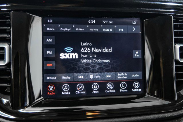 Used 2022 Dodge Durango SXT image 25