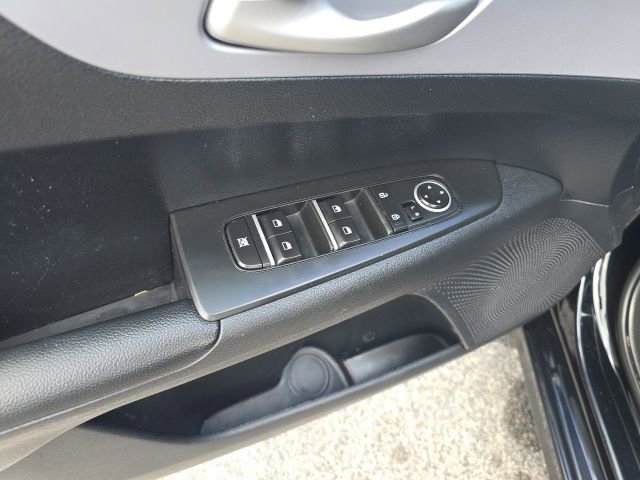 Used 2024 Kia Forte LX FWD image 12