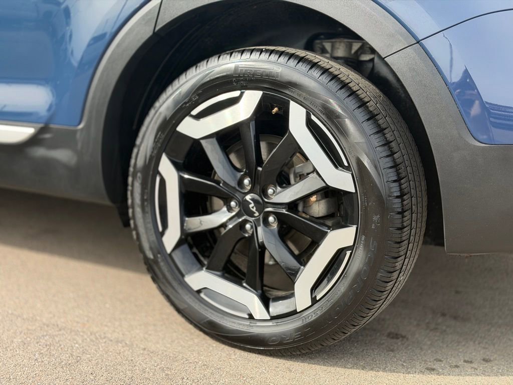 Used 2025 Kia Telluride S image 26