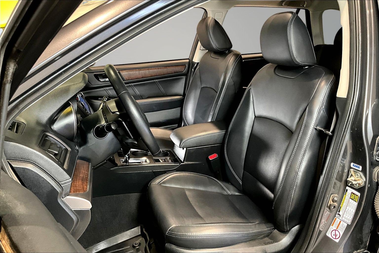 Used 2019 Subaru Outback 2.5i Limited AWD/4WD image 21