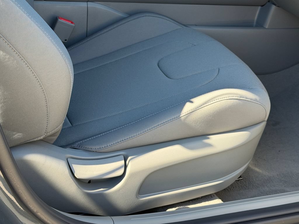 New 2026 Hyundai Elantra SE FWD image 6