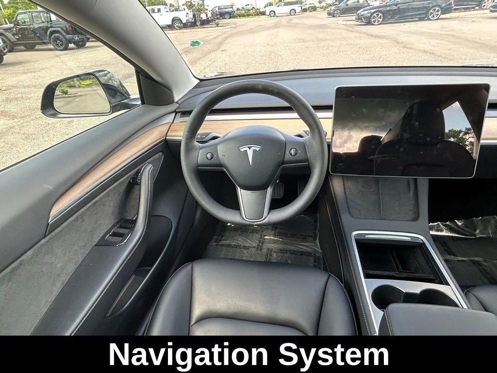 Used 2023 Tesla Model 3 Standard Range image 9