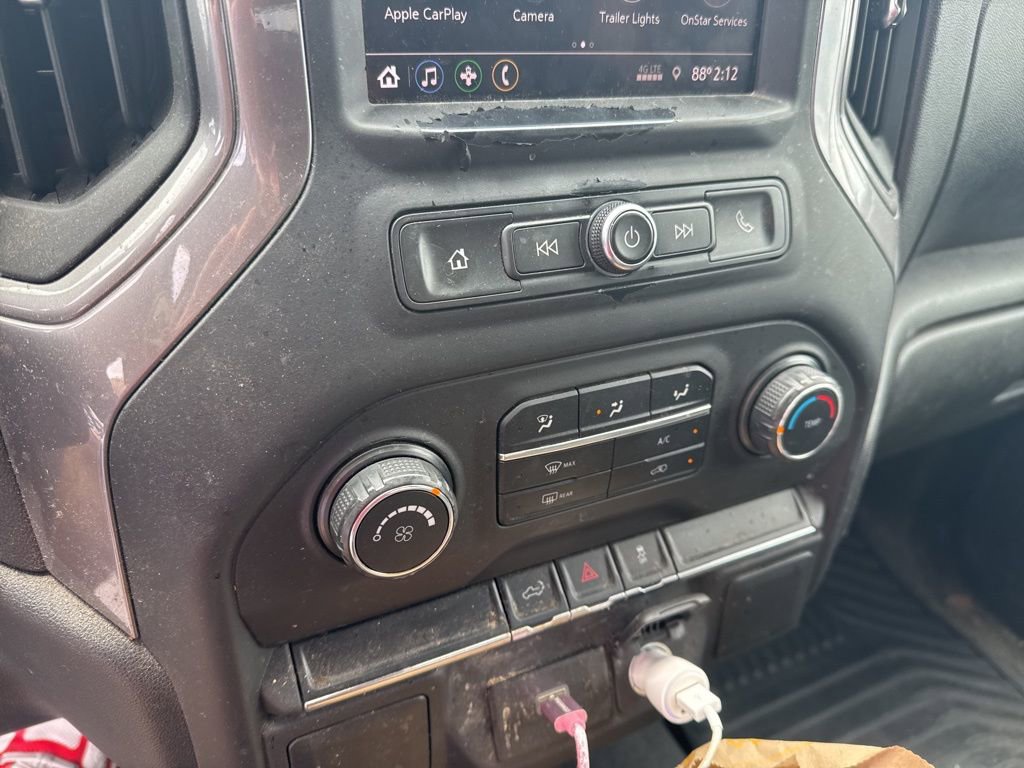 Used 2020 Chevrolet Silverado 1500 Custom w/ Custom Value Package AWD/4WD image 12