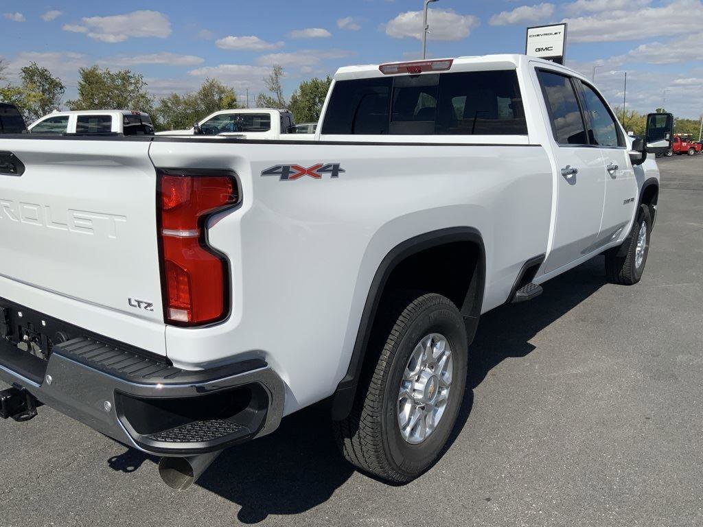 New 2026 Chevrolet Silverado 3500 LTZ w/ LTZ Premium Package image 21