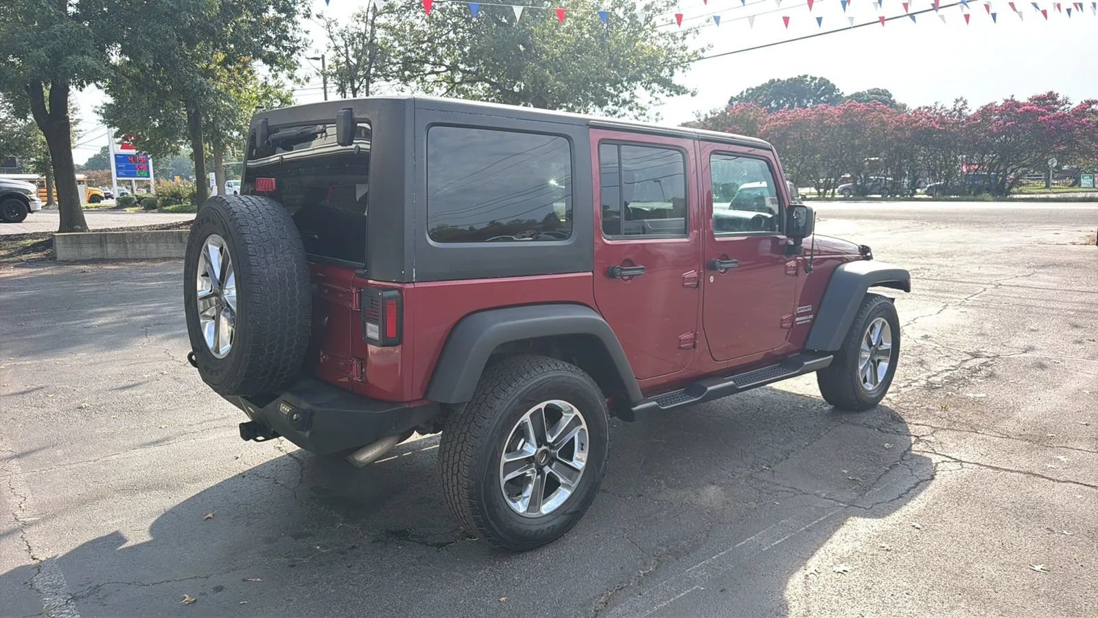 Used 2013 Jeep Wrangler Unlimited Sport AWD/4WD image 6