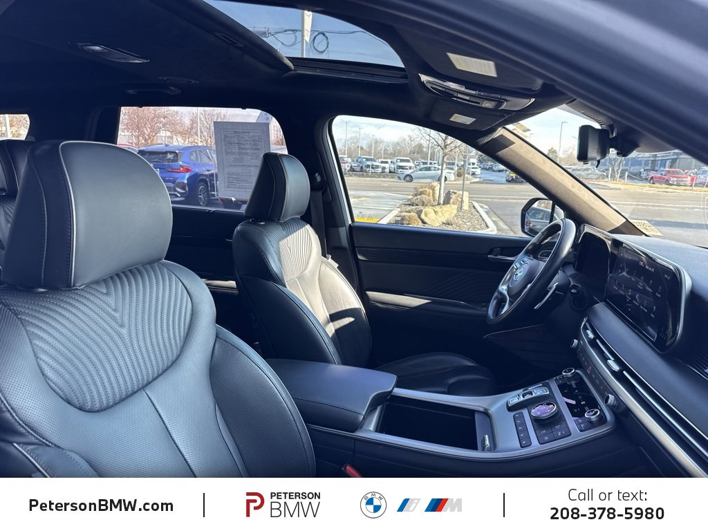 Used 2023 Hyundai Palisade Calligraphy image 19