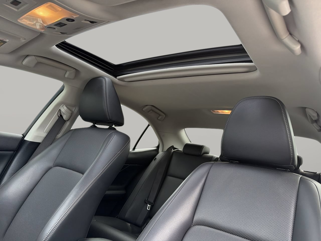 Used 2016 Lexus IS 300 AWD w/ Navigation System Package image 20