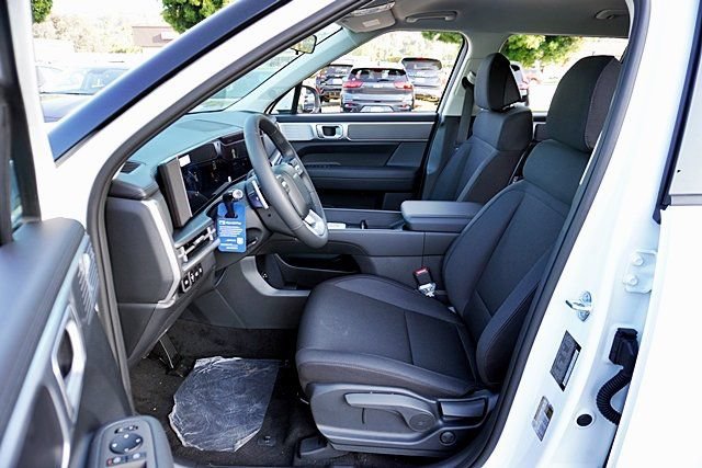 New 2026 Hyundai Santa Fe SE FWD image 18