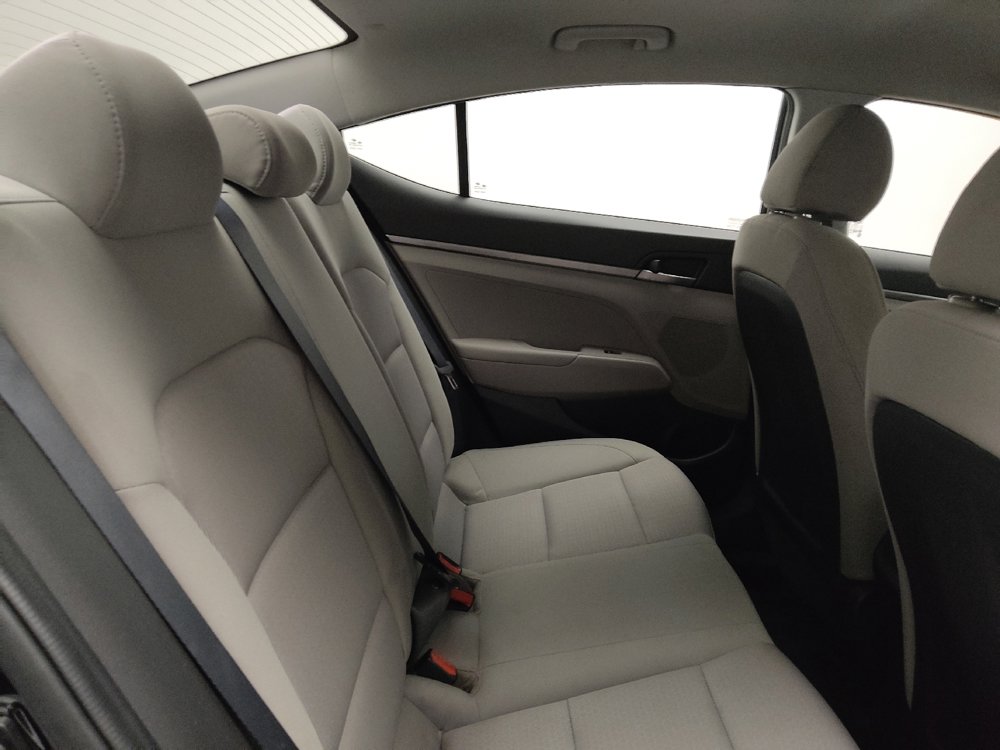 Used 2018 Hyundai Elantra SE w/ Cargo Package image 19
