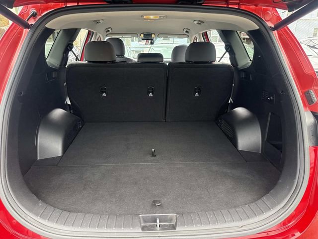 Used 2023 Hyundai Santa Fe SEL image 7