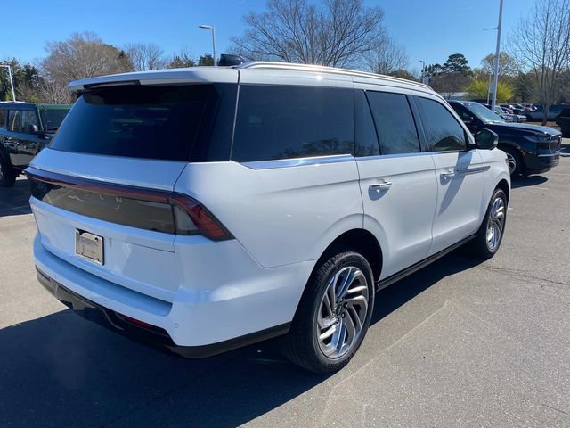 New 2026 Lincoln Navigator Reserve AWD/4WD image 29