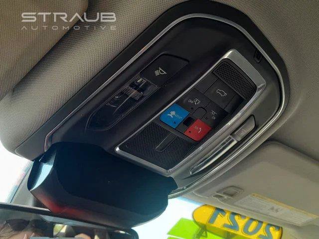 Used 2021 Jeep Grand Cherokee L Limited AWD/4WD image 31