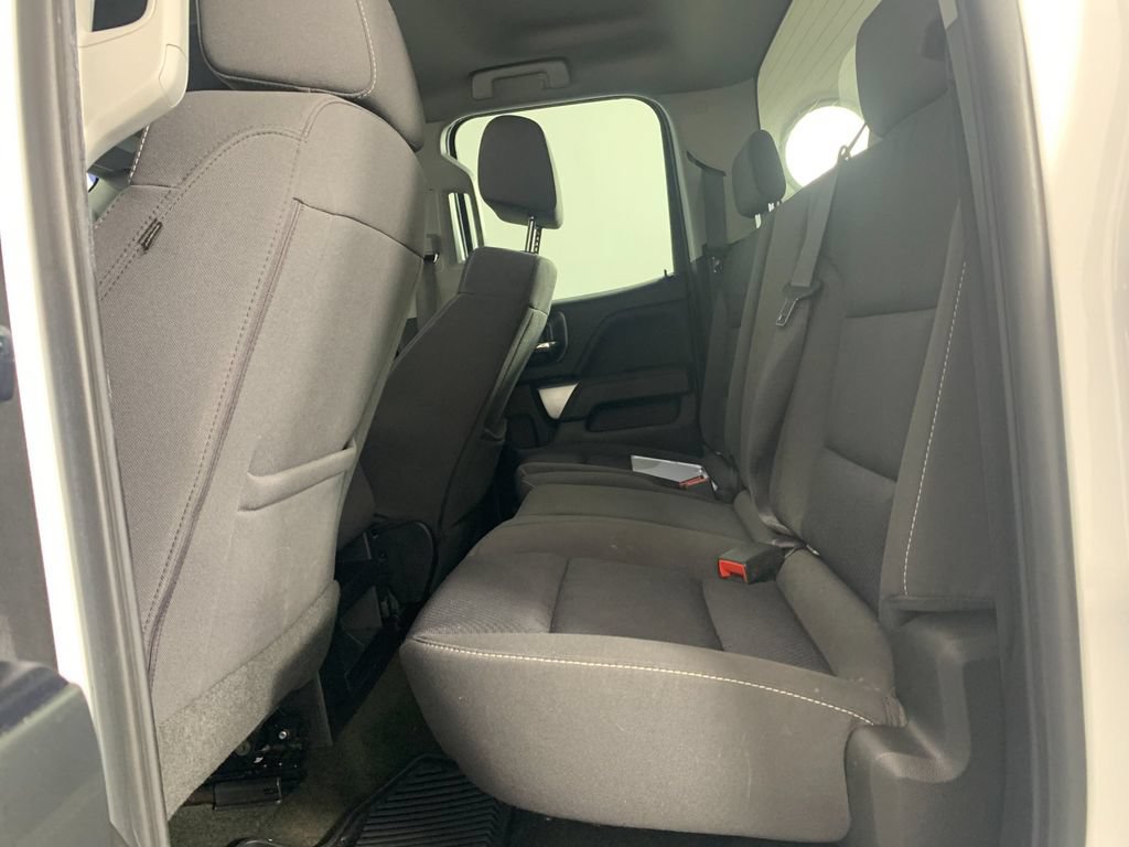 Used 2018 Chevrolet Silverado 1500 LT w/ All Star Edition AWD/4WD image 28