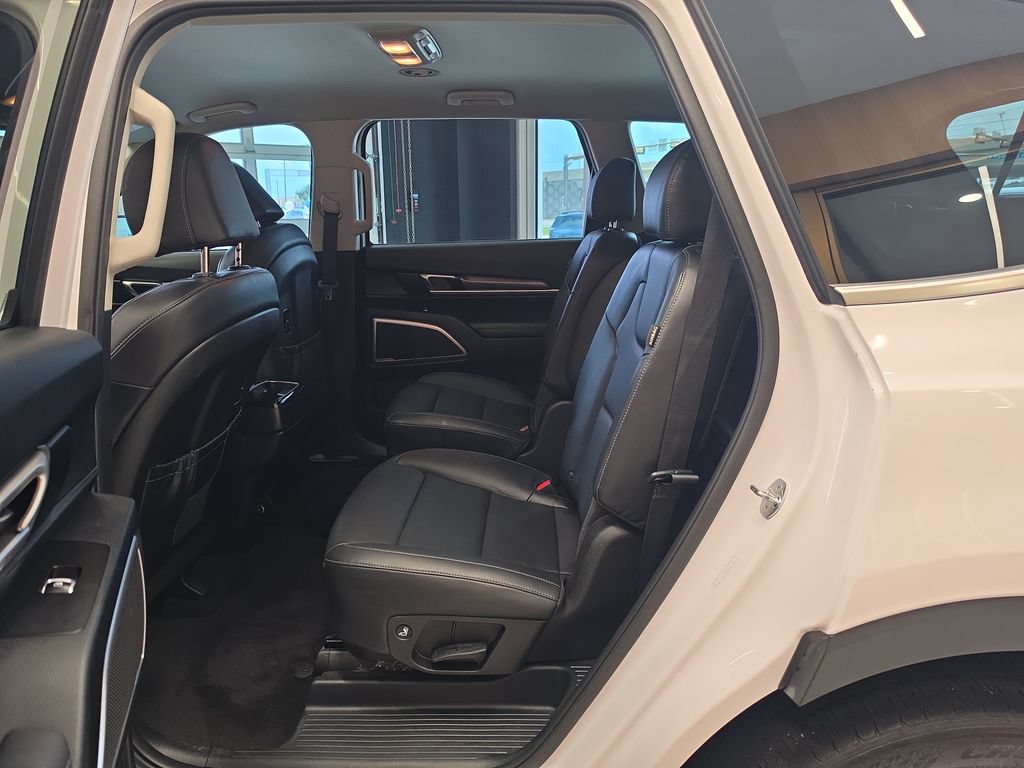 Certified 2024 Kia Telluride S FWD image 34