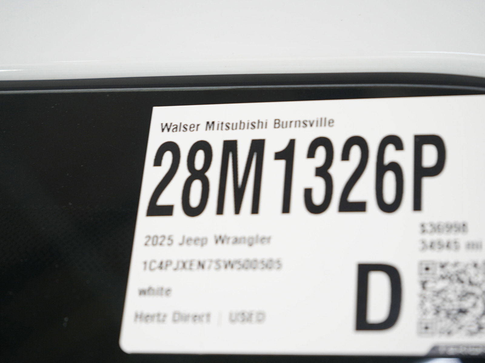 Used 2025 Jeep Wrangler Sahara image 28