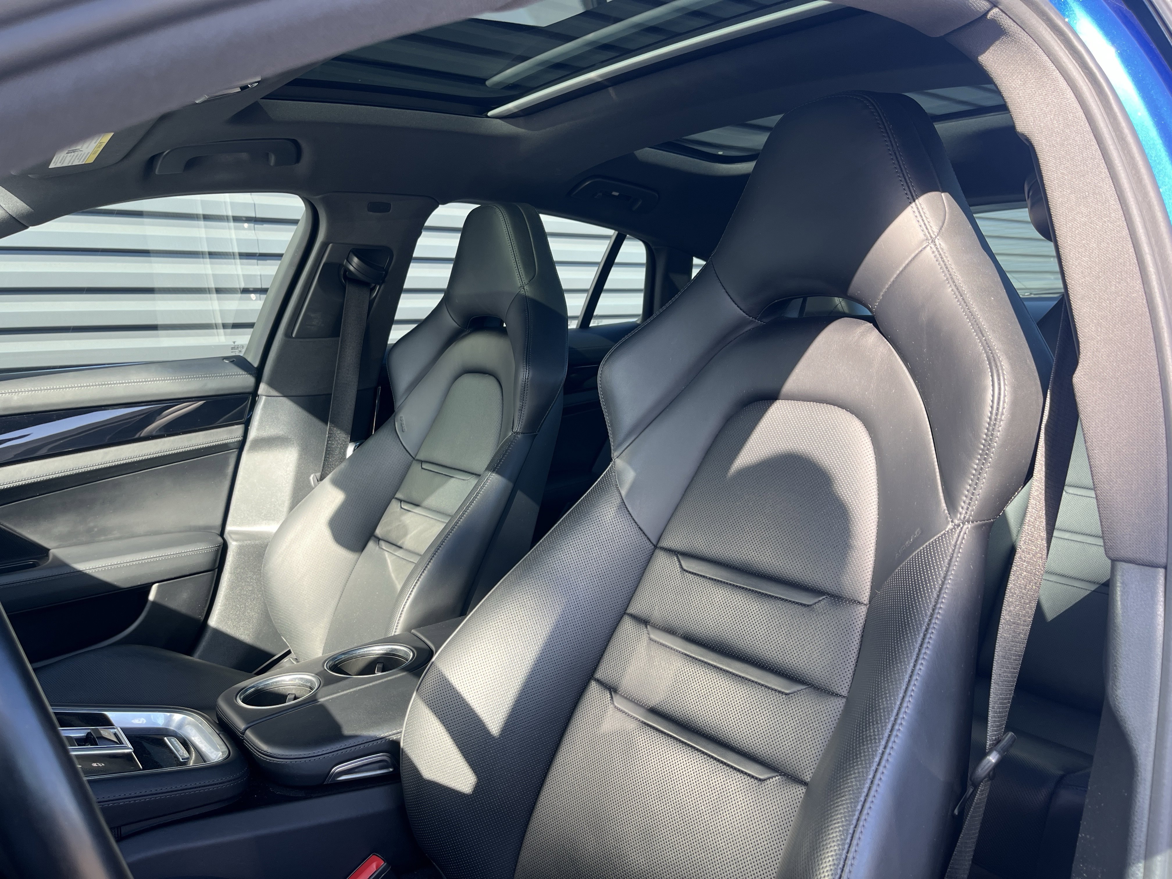 Certified 2018 Porsche Panamera 4S image 5