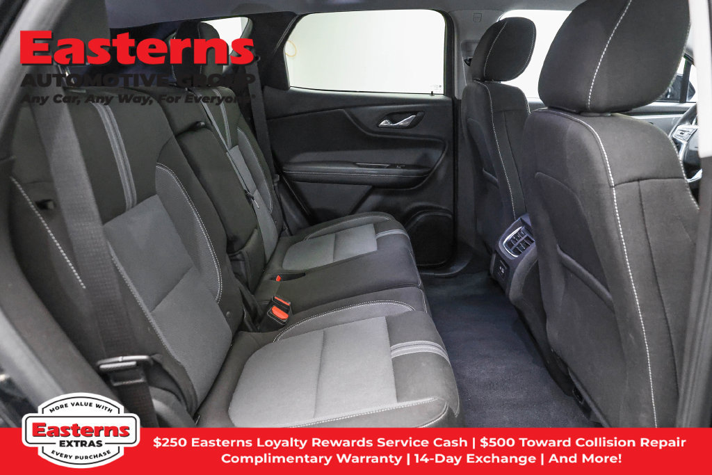 Used 2025 Chevrolet Blazer LT FWD image 25